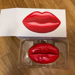 Never used Kylie x Kim perfume